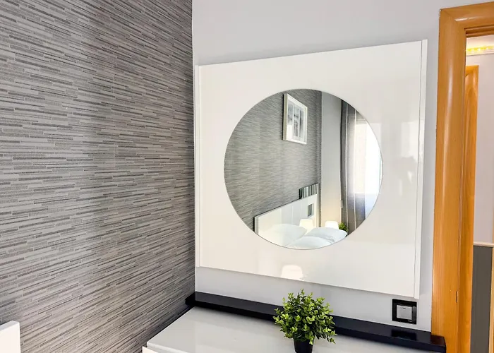 Cineasta Del Pilar - Turistea